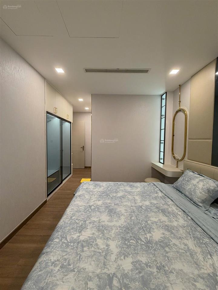 Giá tốt! bán căn hộ 2pn vinhomes central park, tầng cao, view thoáng, nội thất mới, giá 12.9 tỷ