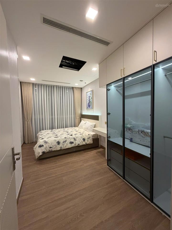 Giá tốt! bán căn hộ 2pn vinhomes central park, tầng cao, view thoáng, nội thất mới, giá 12.9 tỷ