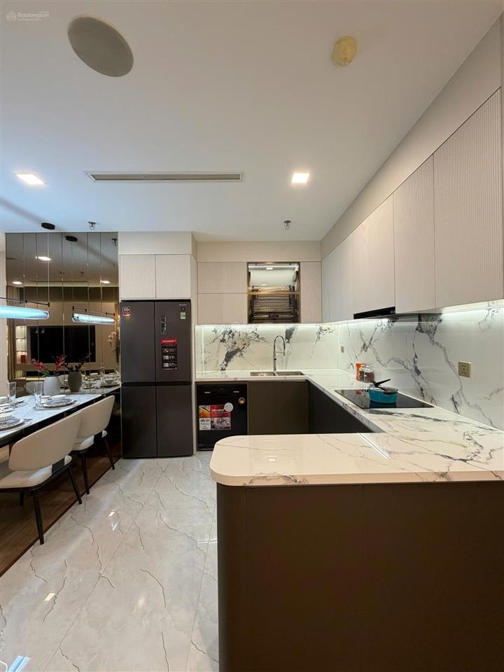 Giá tốt! bán căn hộ 2pn vinhomes central park, tầng cao, view thoáng, nội thất mới, giá 12.9 tỷ
