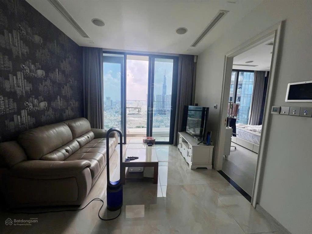 Bán căn hộ aqua 3 vinhomes golden river 68.9m² 2pn đã có sổ hồng, view thoáng giá tốt 13.2 tỷ