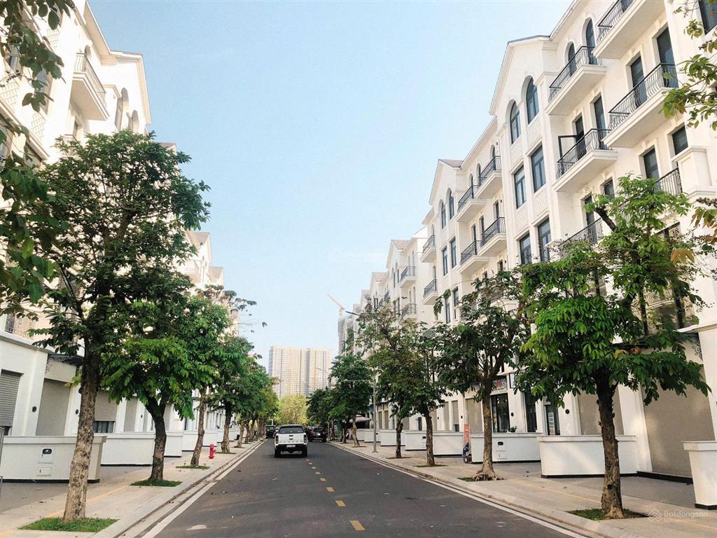 Cần bán căn vip nhà phố the manhattan  vinhomes grand park, 144m², sổ sẵn, giá tốt