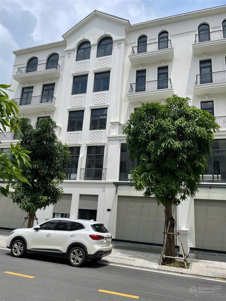 Cần bán căn vip nhà phố the manhattan  vinhomes grand park, 144m², sổ sẵn, giá tốt