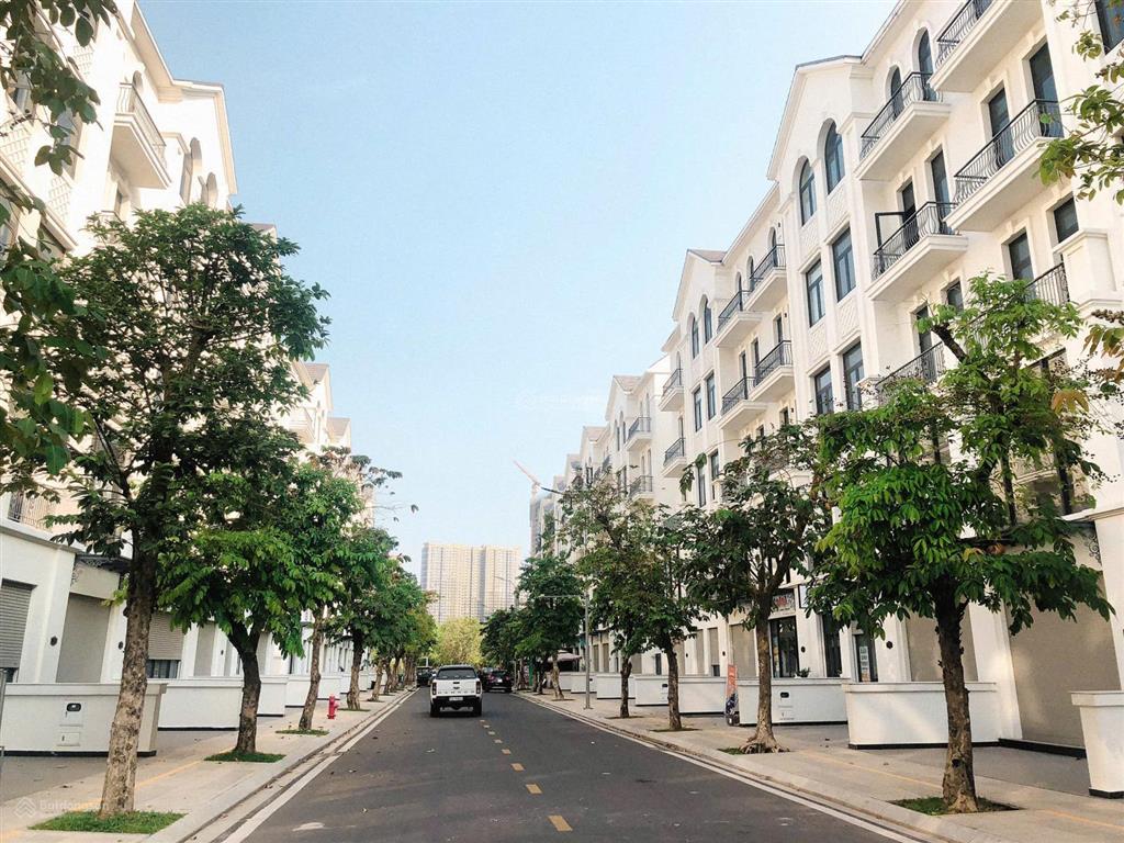 Cắt lỗ 300tr] bán gấp nhà phố manhattan vinhomes grand park 144m2, 5 tầng, sổ sẵn, 26.7 tỷ