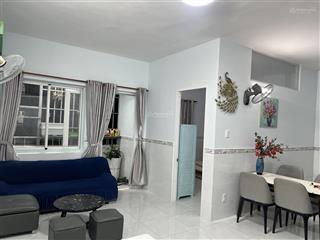 Cho thuê căn hộ chung cư 18 tầng lô b, lầu 8