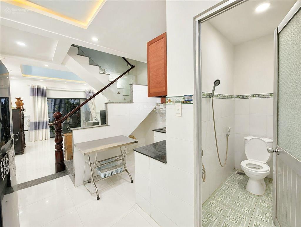 Hiếm nhà lô góc 2 tầng  đường 35  ngay chợ hiệp bình  gần gigamall  4.6x9.1m