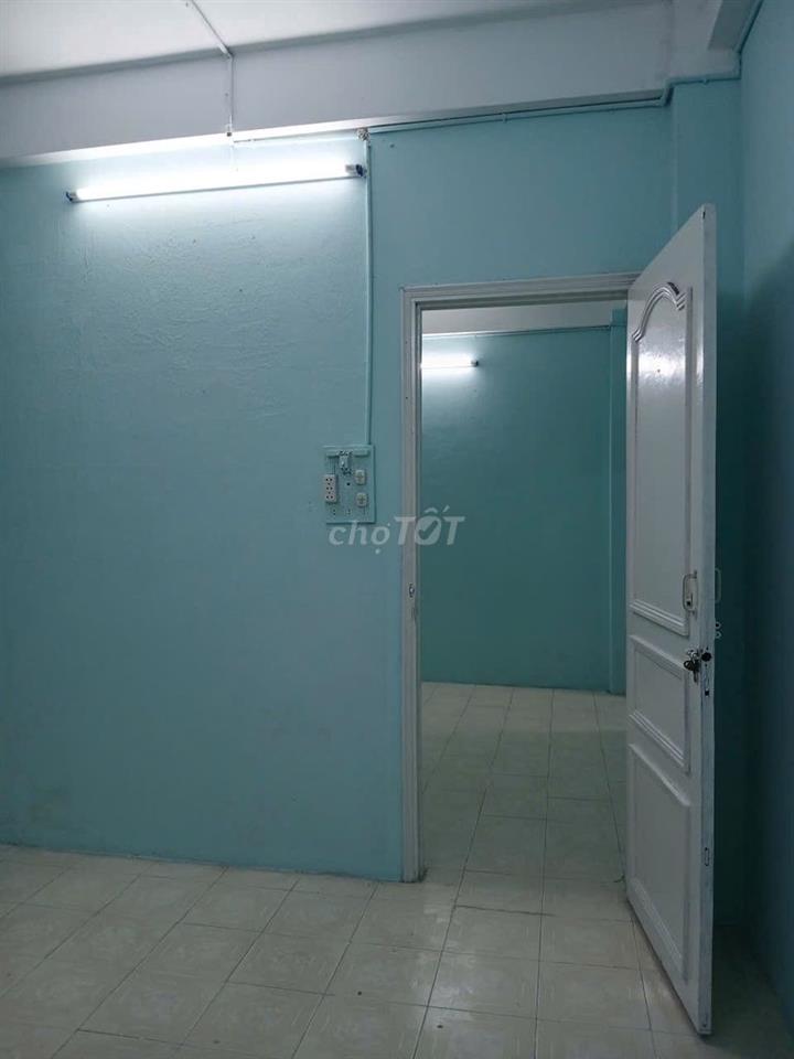 CC cho thuê căn hộ Lý Thường Kiệt Q11 tầng cao thoáng mát có thang máy