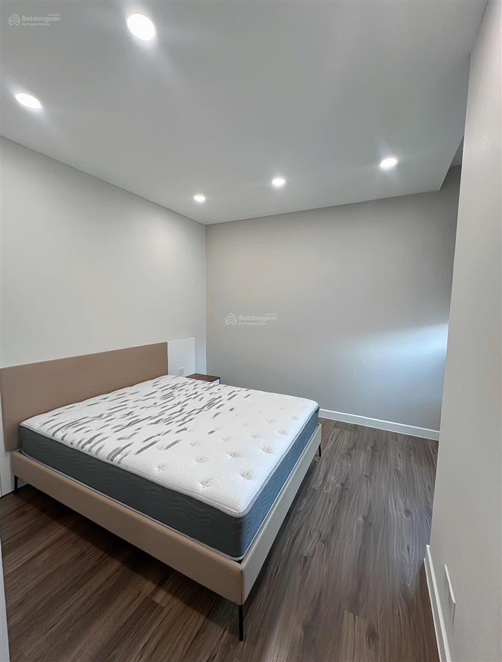 Cho thuê căn hộ 3pn  3 wc estella heights view hồ bơi  60 triệu/tháng  xách va ly vào ở ngay