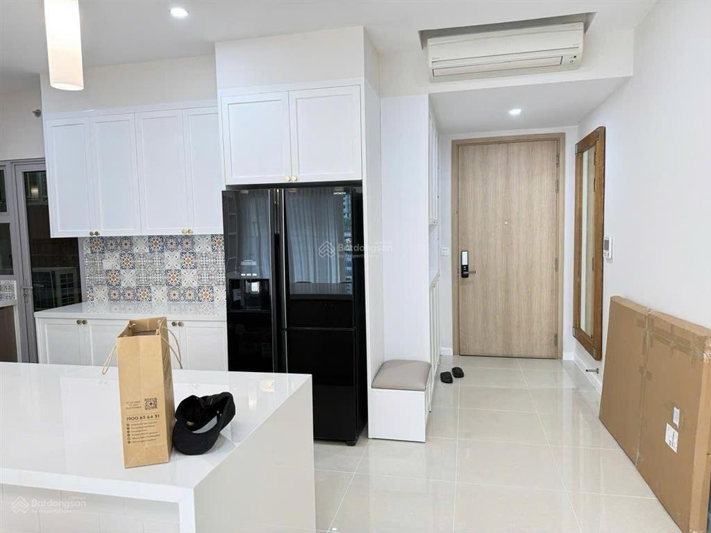 Cho thuê căn hộ 3pn layout lớn vừa cải tạo nhà  full nội thất  giá siêu tốt chỉ 81 triệu / tháng
