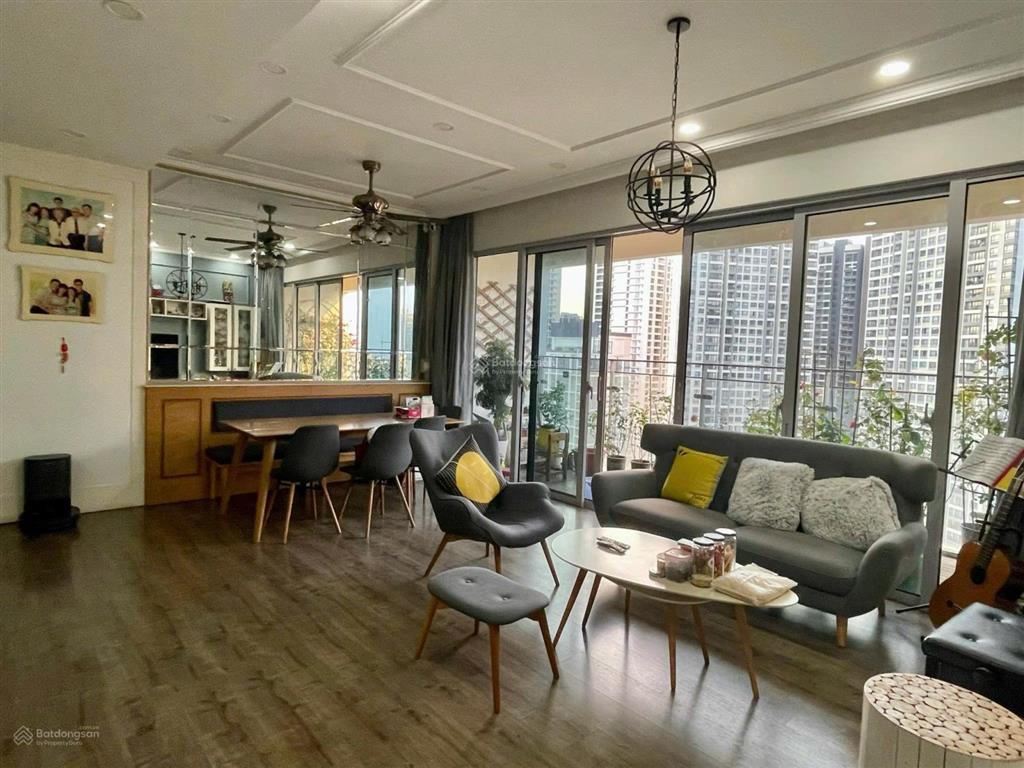 Cho thuê nhanh căn hộ estella heights 3pn  2 wc layout rộng rãi view thoáng mát 80 triệu/ tháng