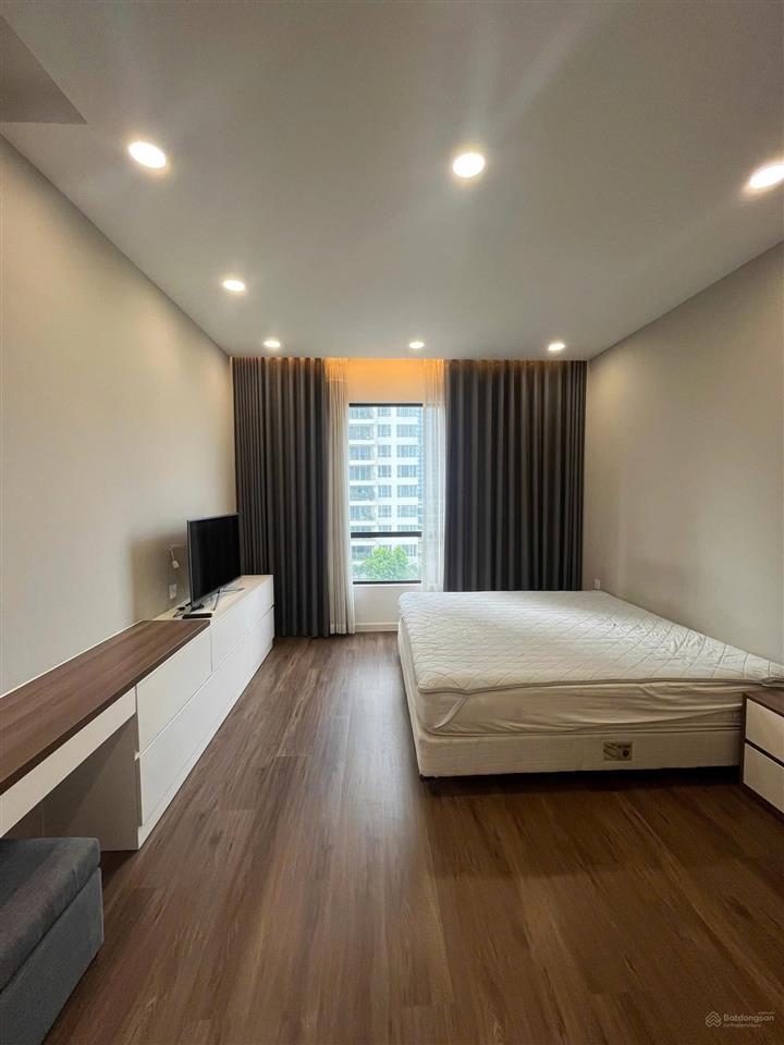 Cho thuê nhanh căn hộ 3pn estella heights  130m2  view hồ bơi  đầy đủ nt  xách valy vào ở liền
