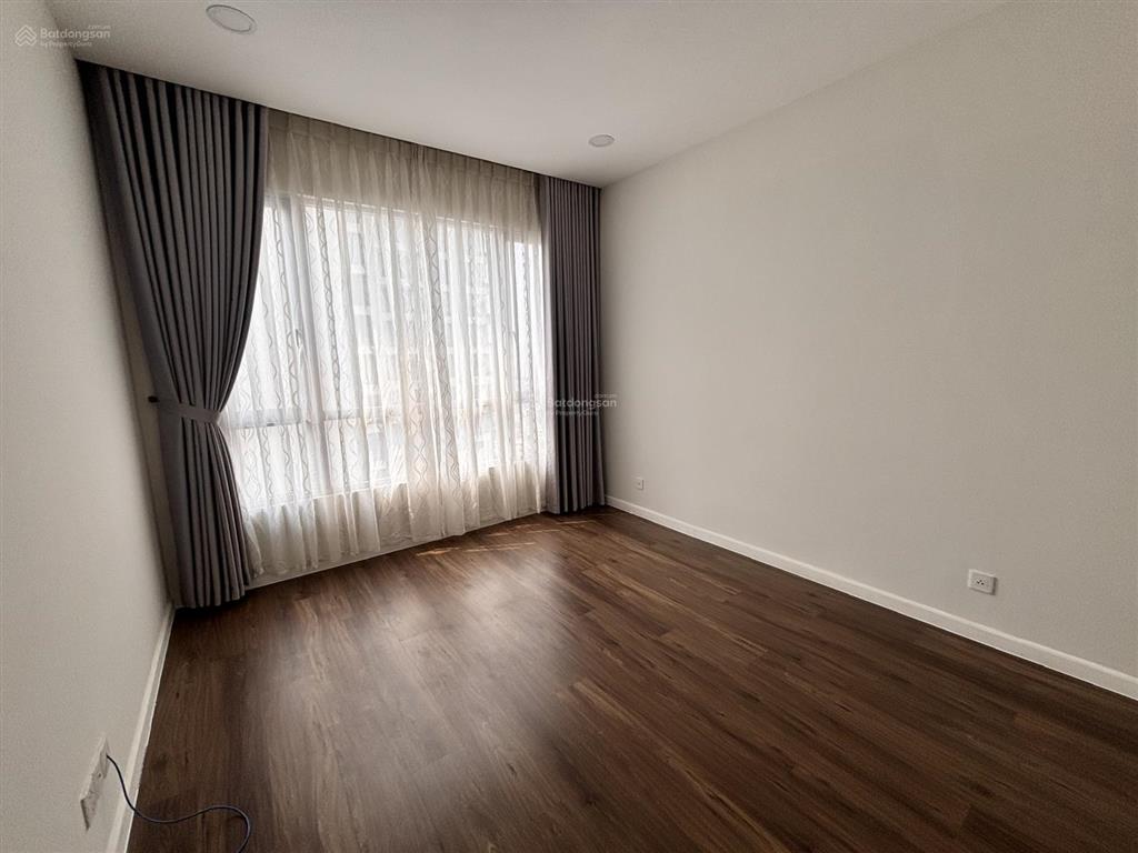 Cho thuê nhanh căn hộ estella heights 2pn  không nội thất  dọn vô ở liền  chỉ 35 triệu / tháng