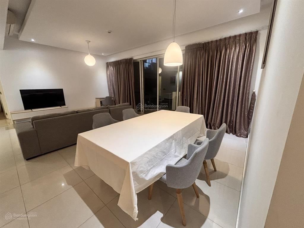 Dọn vào ở ngay căn hộ 148m2  3pn lớn the estella  giá siêu ưu đãi  chỉ 48 triệu / tháng