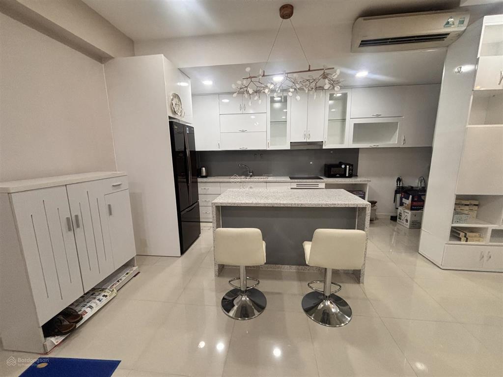 Cho thuê căn hộ 2pn full nội thất đẹp hiện đại  38 triệu/tháng  xách va ly vào ở liền