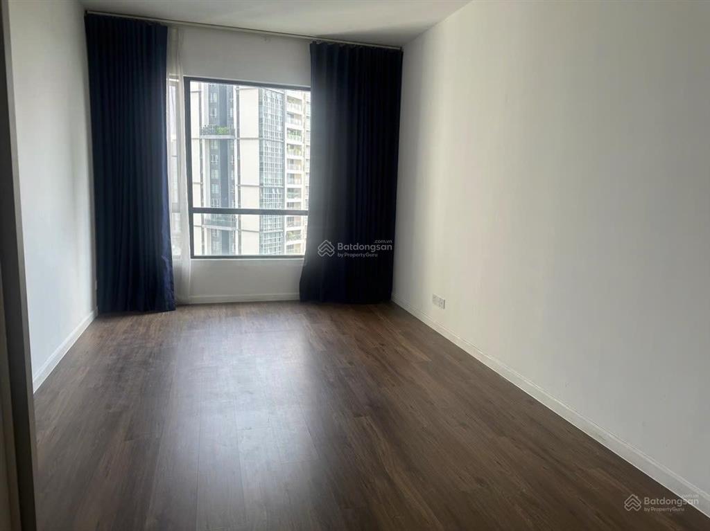 Tìm khách thuê căn hộ 2pn2wc nội thất cơ bản giá tốt estella heights chỉ 32 triệu/tháng