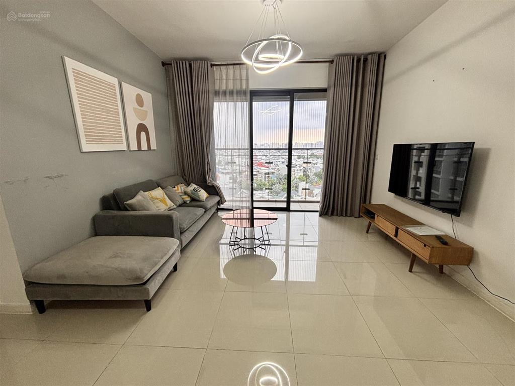 Cho thuê nhanh căn hộ 2pn + 2 wc layout 104m²  giá chỉ 32 triệu/tháng  dọn vô ở liền