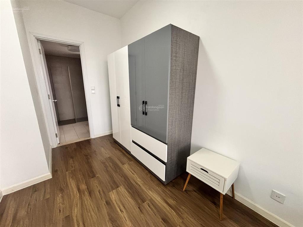 Cho thuê nhanh căn hộ 2pn + 2 wc layout 104m²  giá chỉ 32 triệu/tháng  dọn vô ở liền
