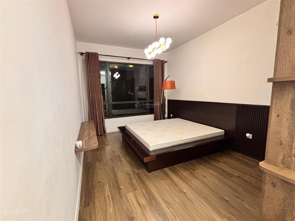 Căn hộ 2pn ban công rộng view hồ bơi full nội thất giá chỉ 35 triệu/tháng  đang trống sẵn để vào