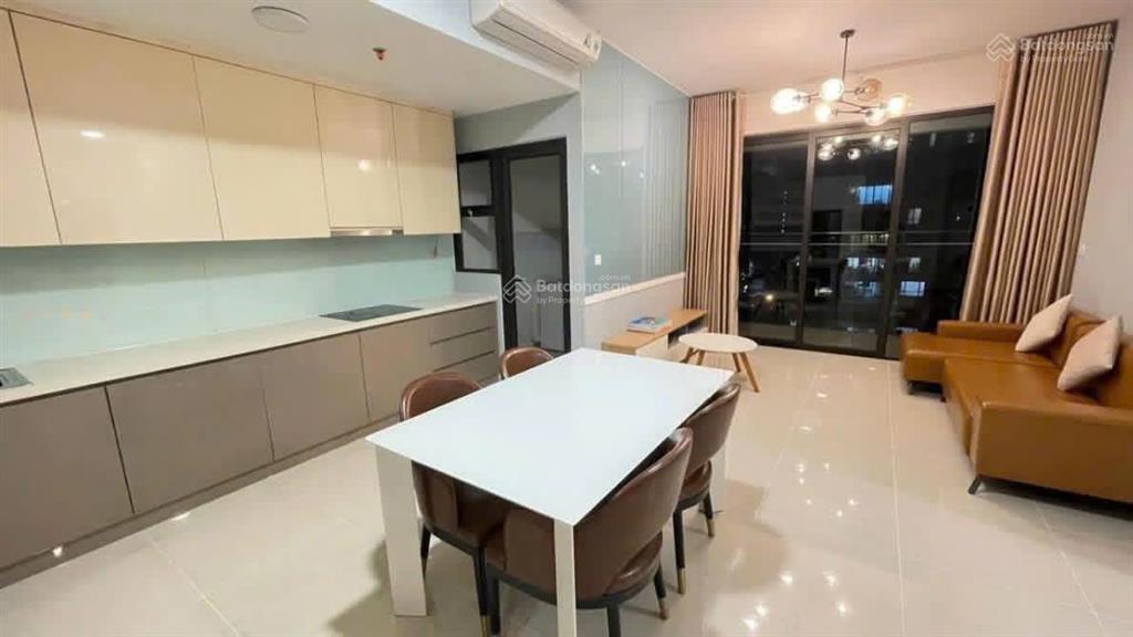 Cho thuê căn hộ 2pn2wc full nội thất đẹp view hồ bơi giá chỉ 41 triệu/tháng  dọn vào ở ngay