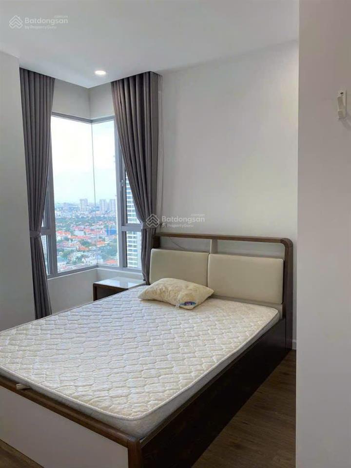 Cho thuê nhanh căn hộ 3pn  3wc view hồ bơi tháp tttm  giá siêu tốt chỉ 60 triệu/tháng  vô liền