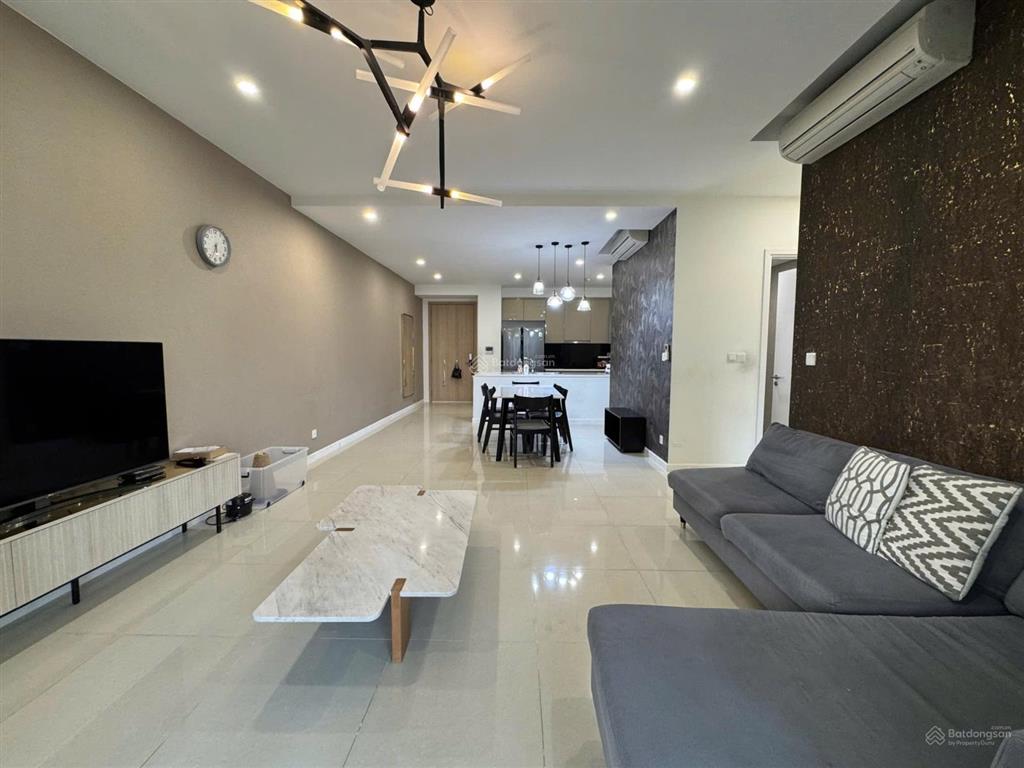 Cho thuê nhanh căn hộ 3pn view hồ bơi full nội thất estella heights  nhà sạch đẹp  65tr/th