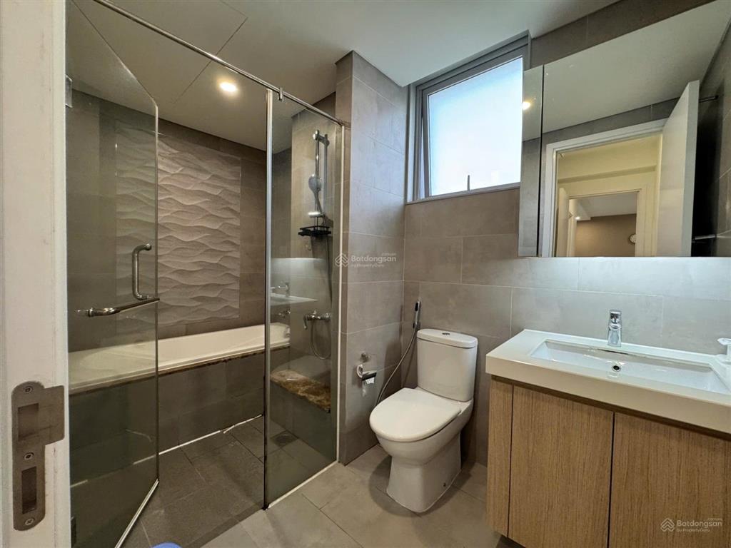 Cho thuê nhanh căn hộ 3pn view hồ bơi full nội thất estella heights  nhà sạch đẹp  65tr/th