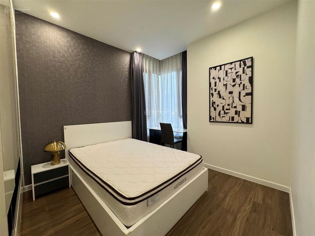Cho thuê nhanh căn hộ 3pn view hồ bơi full nội thất estella heights  nhà sạch đẹp  65tr/th