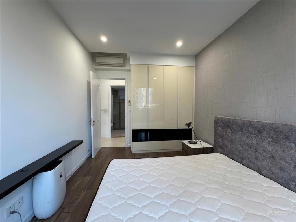 Cho thuê nhanh căn hộ 3pn view hồ bơi full nội thất estella heights  nhà sạch đẹp  65tr/th