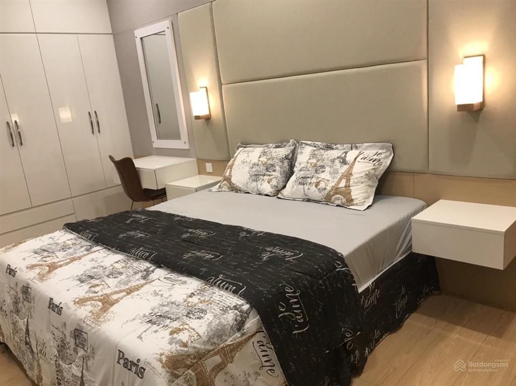 Chính chủ cho thuê nhanh căn hộ 2pn + 1 phòng làm việc sunwah pearl 106m2  giá 42 triệu/tháng