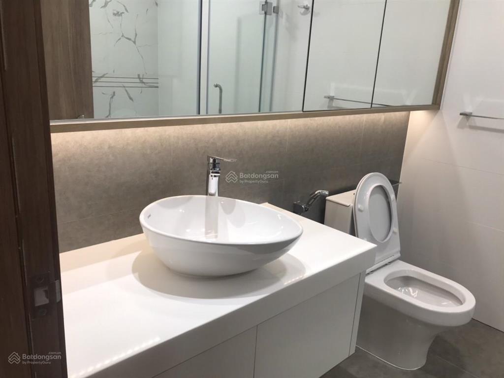Chính chủ cho thuê nhanh căn hộ 2pn + 1 phòng làm việc sunwah pearl 106m2  giá 42 triệu/tháng