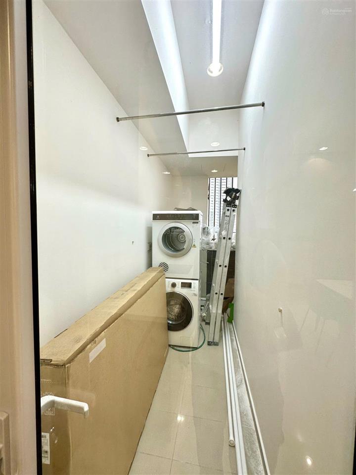 Cho thuê căn hộ đẹp tháp tttm 2pn  full nội thất cao cấp  giá 50 triệu/tháng  dọn vào ở liền