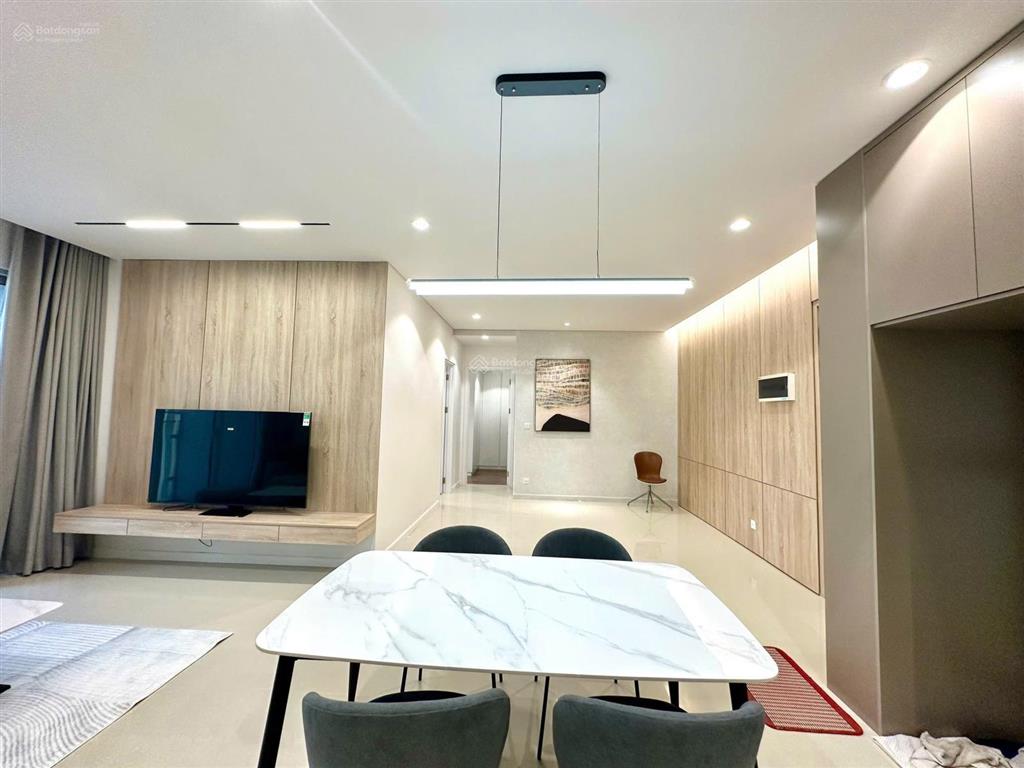 Cho thuê căn hộ đẹp tháp tttm 2pn  full nội thất cao cấp  giá 50 triệu/tháng  dọn vào ở liền