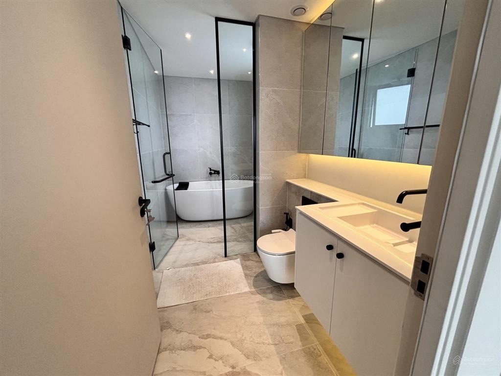 60 triệu all in  thuê ngay căn hộ 2pn + chỗ làm việc  decor siêu đẹp  view sông hiếm