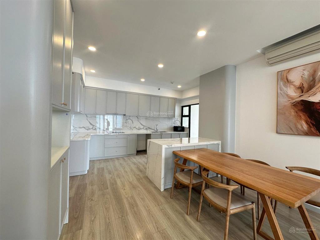 Cho thuê nhanh căn 3pn nội thất đẹp vừa mới hoàn thiện  view thoáng mát  chuyển vô được liền