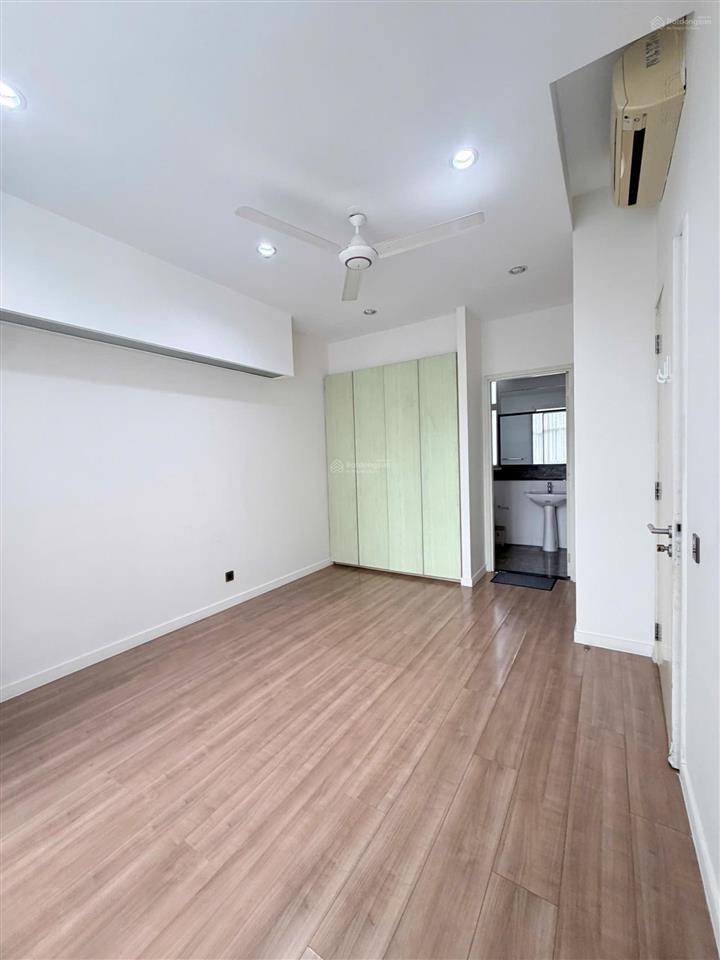 Cho thuê nhanh căn hộ 2pn lớn the estella không nội thất  giá chỉ 30 triệu/tháng  dọn vào liền