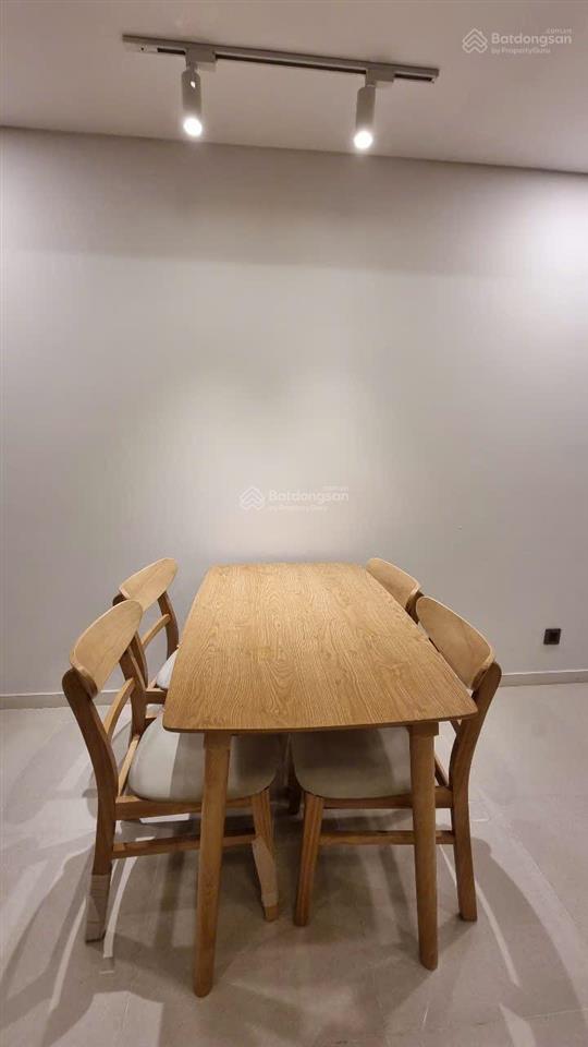 Cho thuê căn hộ 2pn 98m2 full nội thất nhà đẹp giá chỉ 30 triệu / tháng  chuyển vào ở liền
