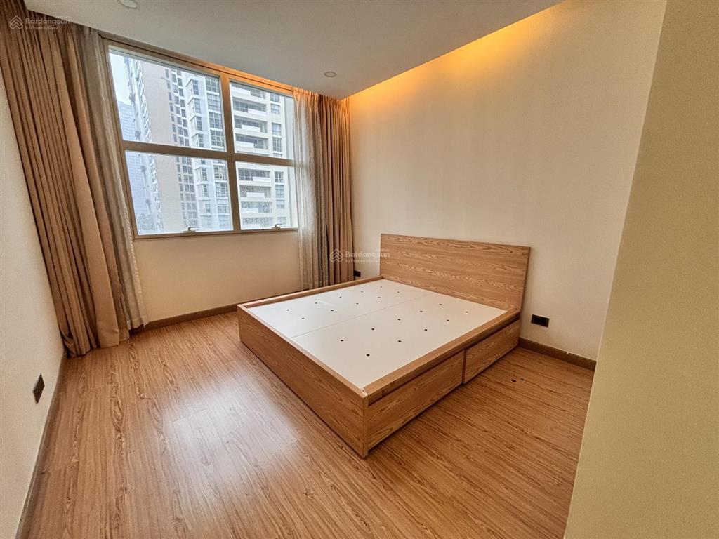 Cho thuê nhanh căn hộ 3pn the estella nội thất cơ bản giá 33 triệu/tháng  dọn vô liền
