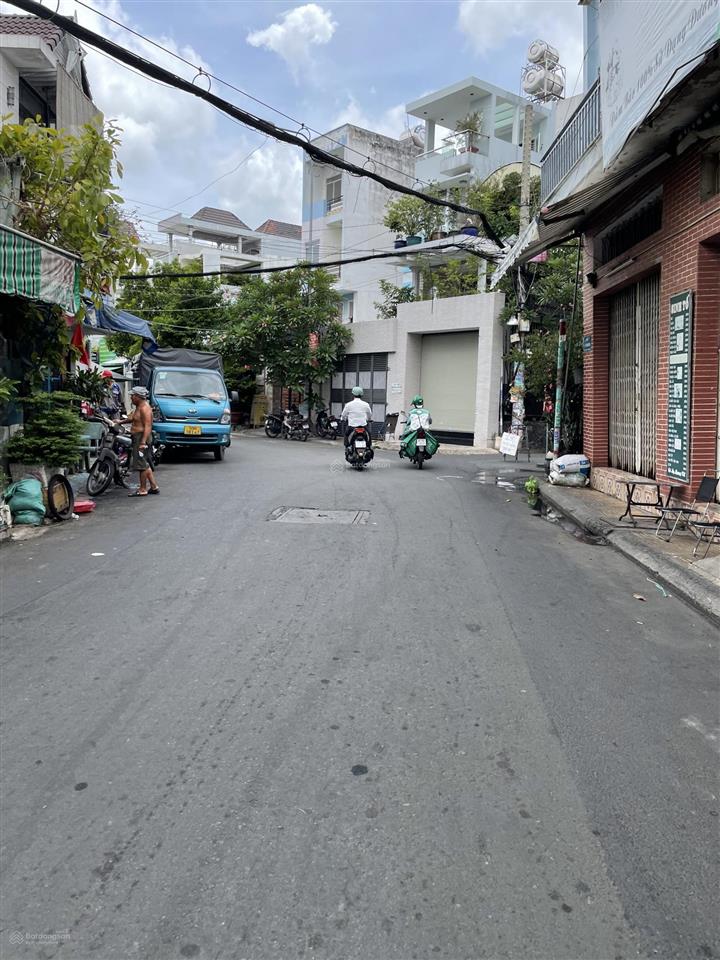 Nhanh mới kịp  khu tên lửa bình tân 4x18m 4pn gấp bán còn chỉ 9 tỷ không có căn so sánh