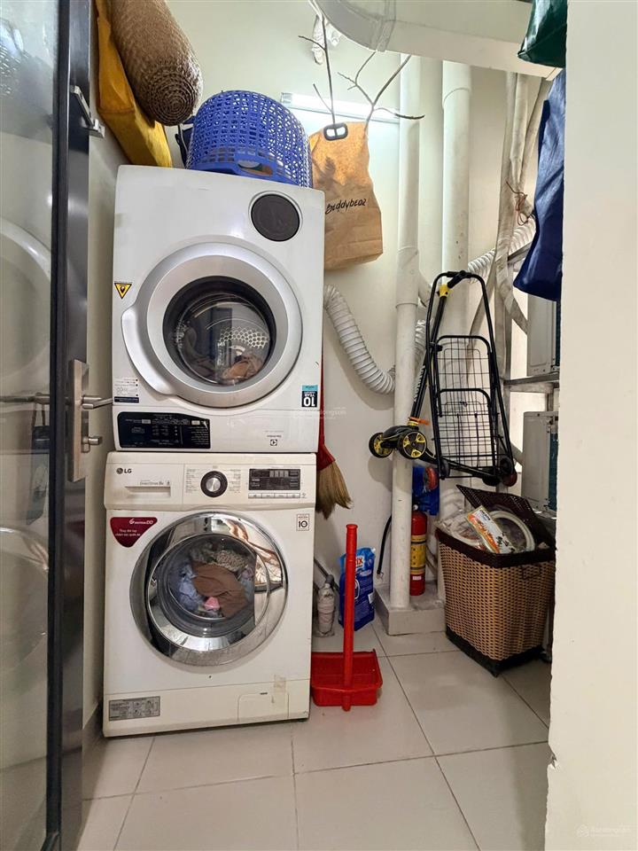 Chính chủ bán căn góc đông nam, flora novia 80m2 sổ sẵn, công chứng ngay.  0767 500 ***