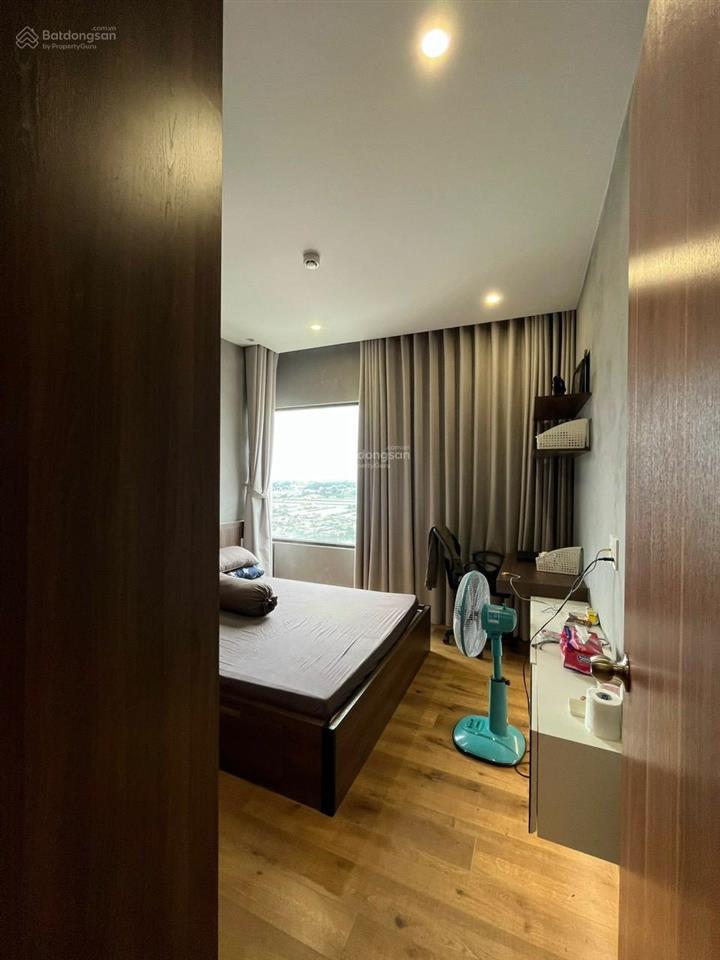 Cần bán flora novia full nội thất xinh xắn, 2pn sổ sẵn công chứng ngay.  0767 500 ***