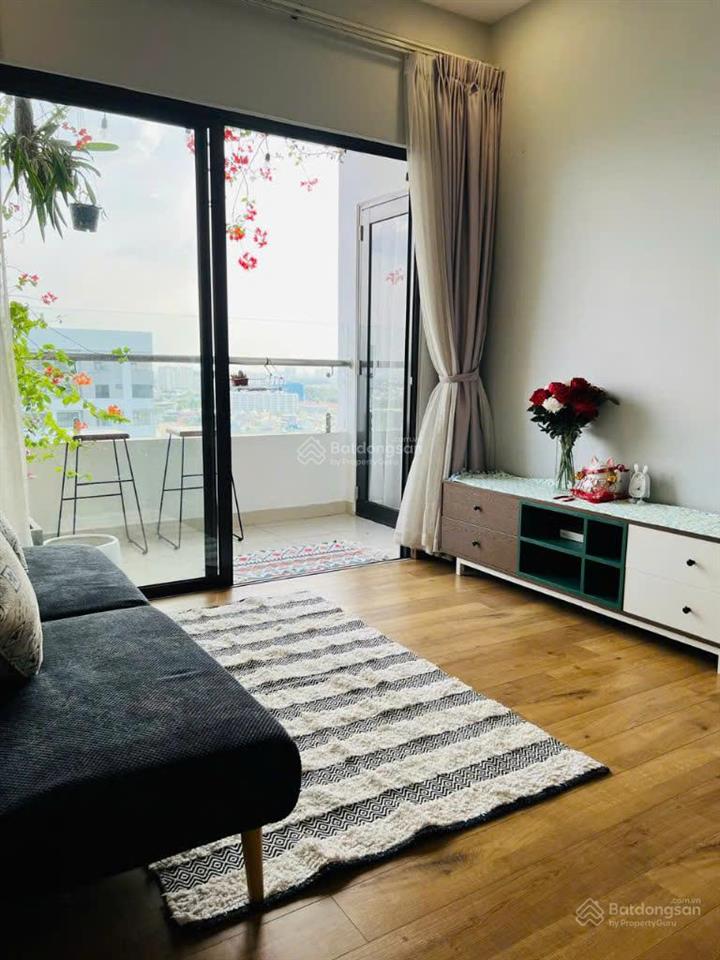 Hiếm căn hộ view đêm đẹp flora novia có dòng tiền 11.5tr.  076750073
