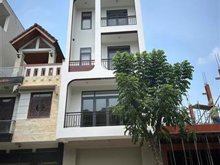 Cần bán nhà nguyên căn ngay siêu thị go khu vip tbs, hoàn công đầy đủ, thang máy sẵn.  0767 500 ***