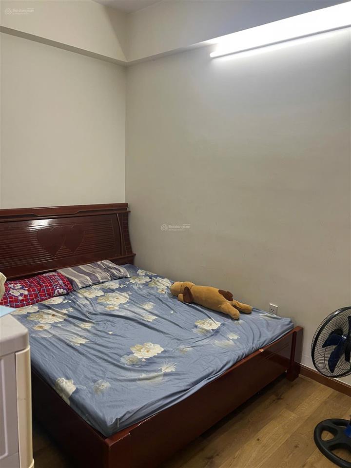 Chính chủ bán nhanh căn 2pn1wc đông nam, view lm81.  0767 500 ***
