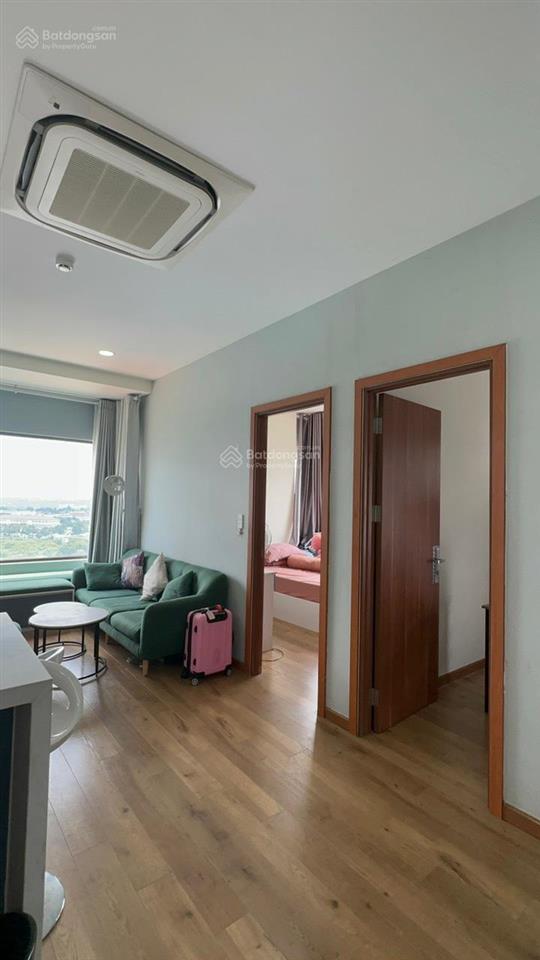 Cho thuê căn góc 2pn2wc full nội thất xinh xắn, nhận nhà ngay.  0767 500 ***
