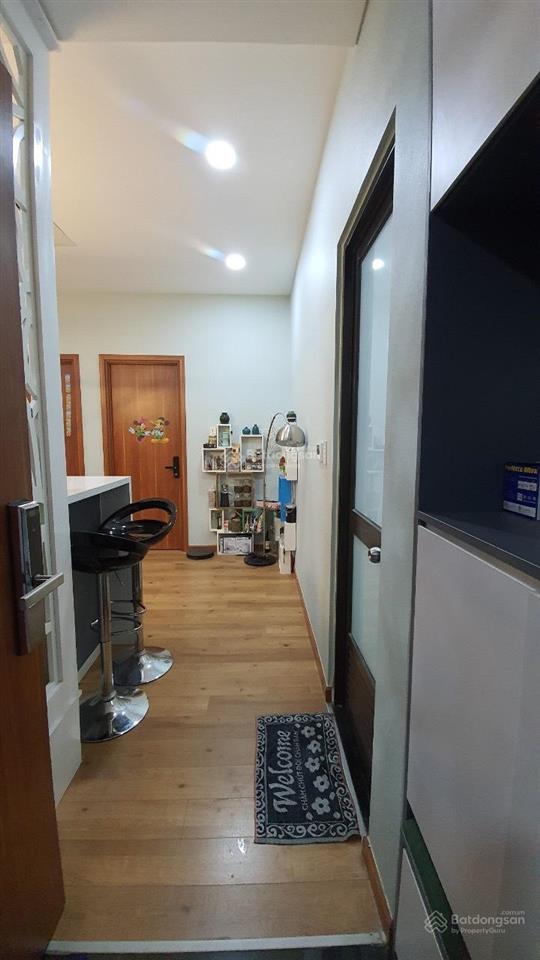 Cho thuê căn góc 2pn2wc full nội thất xinh xắn, nhận nhà ngay.  0767 500 ***