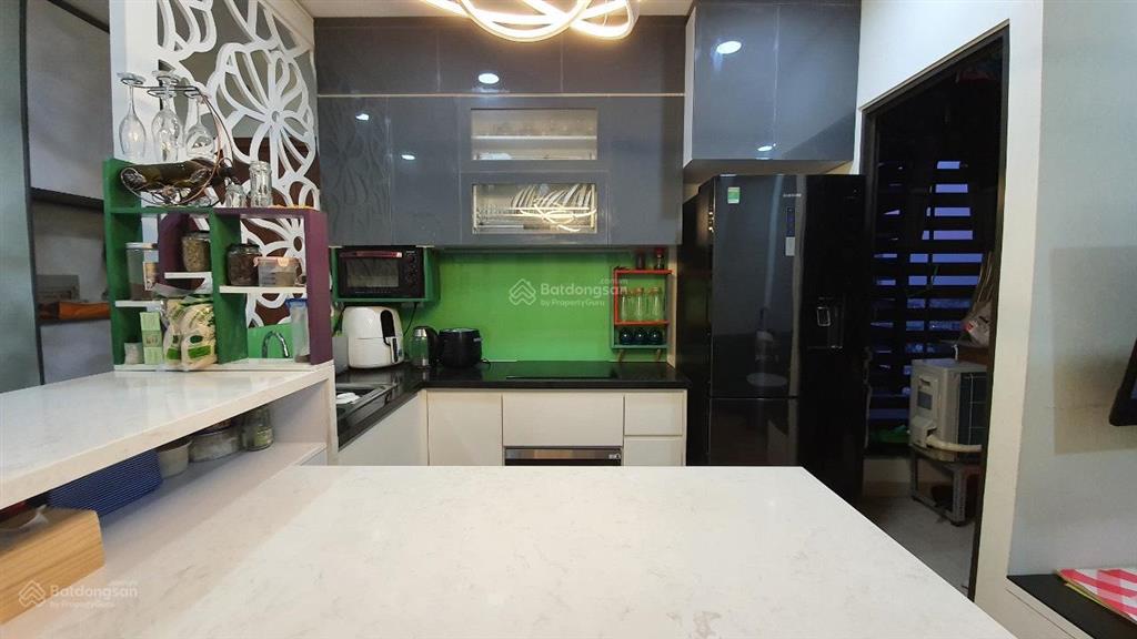 Cho thuê căn góc 2pn2wc full nội thất xinh xắn, nhận nhà ngay.  0767 500 ***