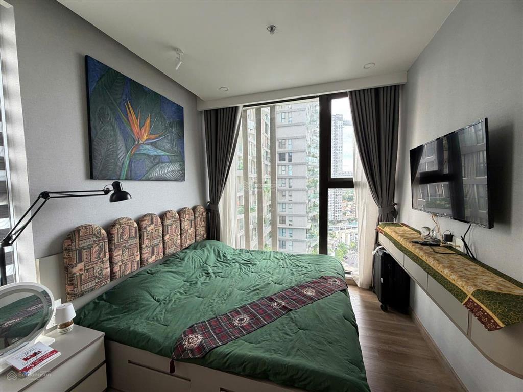 Tháng 10 bán căn hộ sol forest 67m 2 ngủ 2 vệ sinh đủ nội thất giá 4,6 tỷ bao phí view nội khu