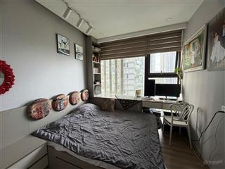 Tháng 10 bán căn hộ sol forest 67m 2 ngủ 2 vệ sinh đủ nội thất giá 4,6 tỷ bao phí view nội khu