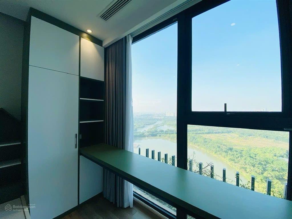 Tháng 10 bán căn hộ 60m landmark 2 có ban công hoa giá 6,3 tỷ có thương lượng