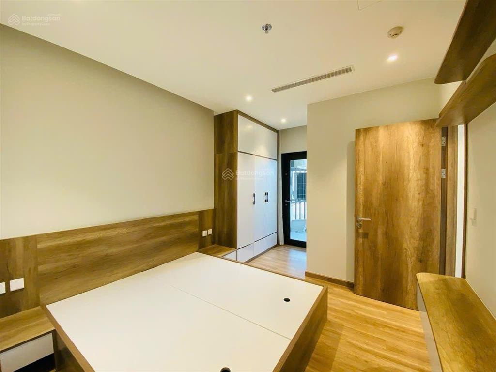 Tháng 10 bán căn hộ 60m landmark 2 có ban công hoa giá 6,3 tỷ có thương lượng