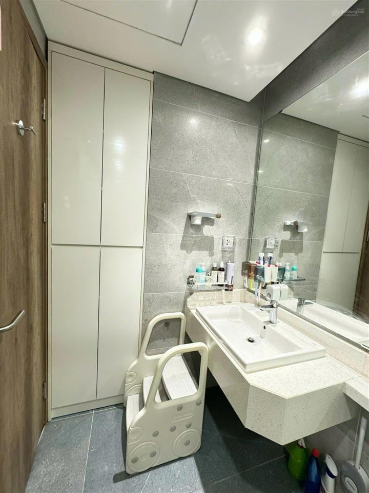 Bán căn hộ 58m2 haven park hướng biệt thự đảo đầy đủ nội thất giá 4 tỷ bao phí